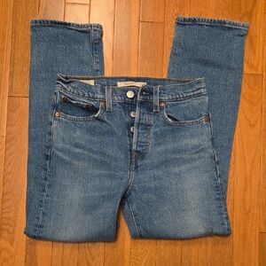 Levi's Wedgie Straight Leg Blue Demin Button Up Jeans Size 24